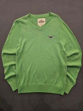 Hollister VTG Y2K Men's Vibrant Lime Green V-Neck Sweater - Size XL